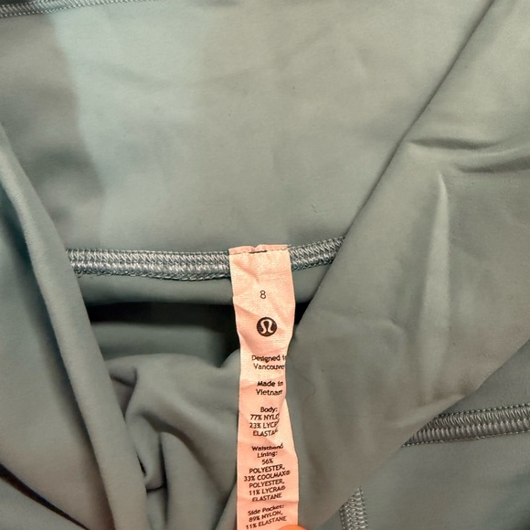 Lululemon Athletica Wunder Train Sz 8 - Picture 2 of 2